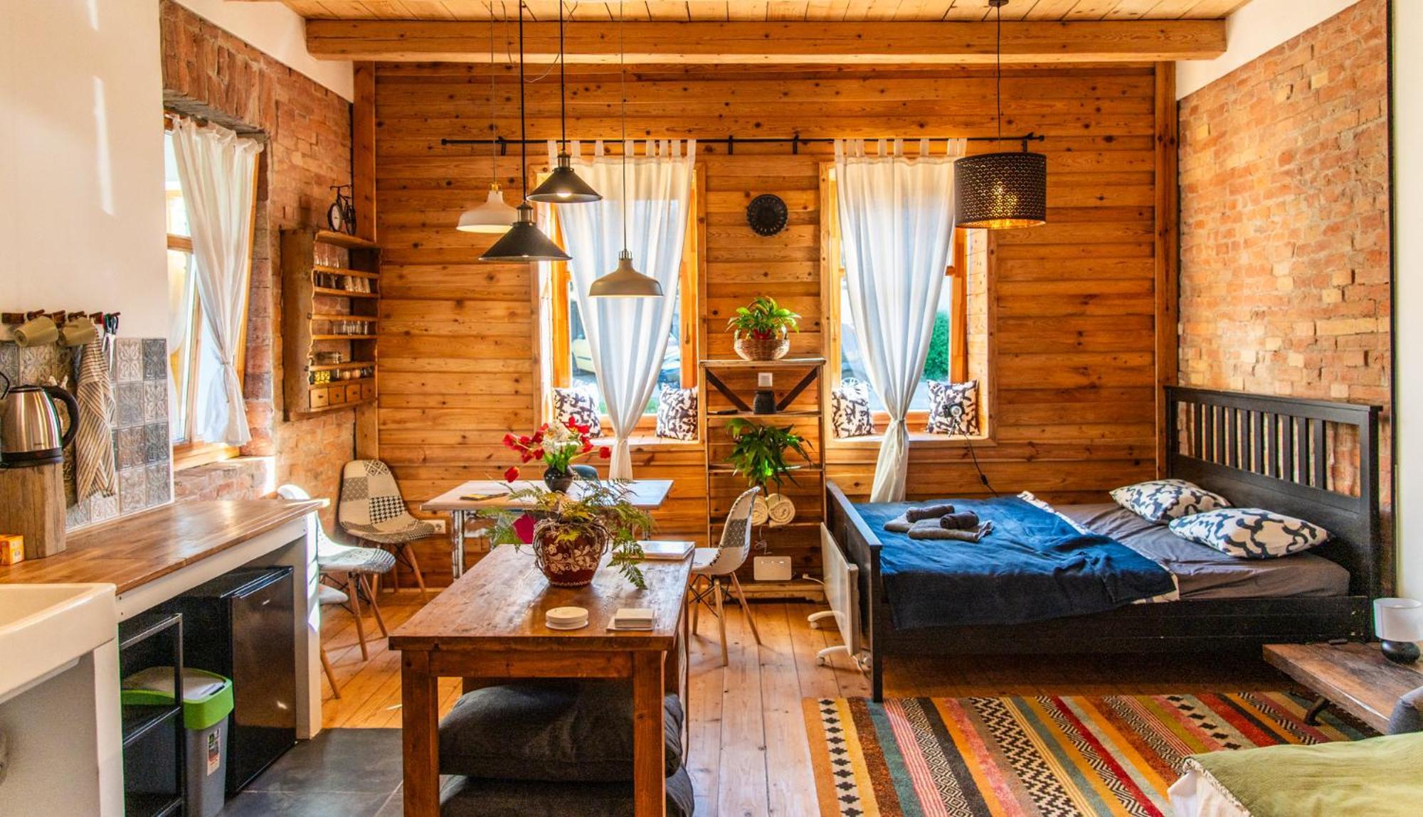 Minifaktura Loft Apartman & Reggelizo Es Etelbar Szokolya المظهر الخارجي الصورة