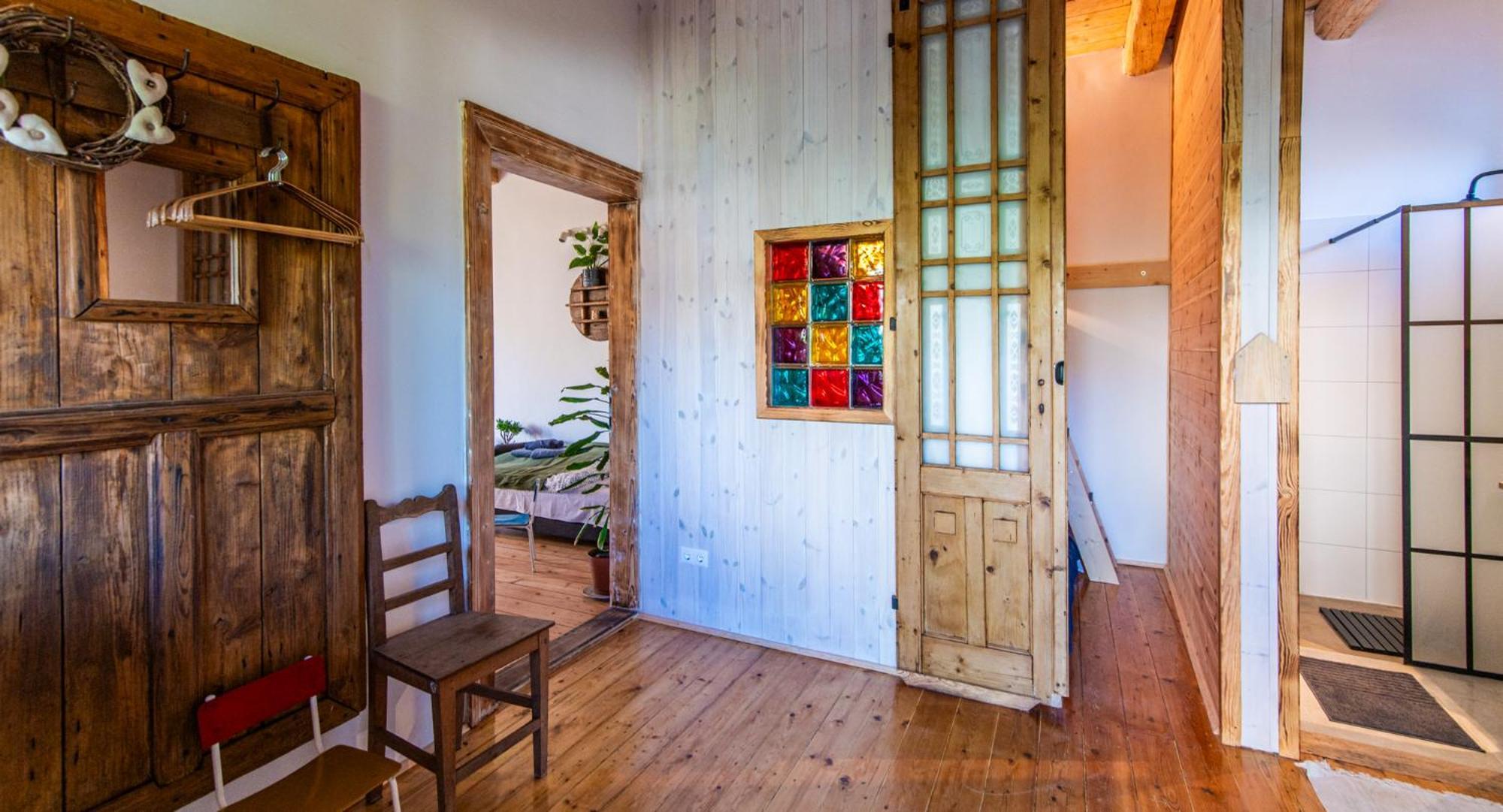 Minifaktura Loft Apartman & Reggelizo Es Etelbar Szokolya المظهر الخارجي الصورة