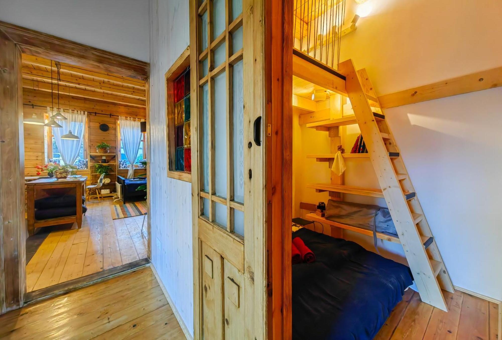 Minifaktura Loft Apartman & Reggelizo Es Etelbar Szokolya المظهر الخارجي الصورة